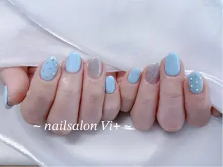 ネイル Nailsalon Vi+ももか🩷のネイルデザイン