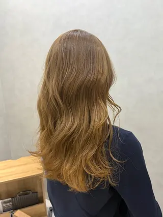 ロング カラー 透明感カラー/パーマ 🌀アオノのヘアスタイル