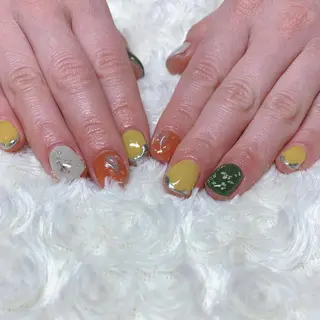 カラー ネイル Cozy_ ilumのネイルデザイン