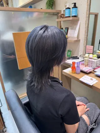 ミディアム カラー レイヤー/顔周り/透 明感カラー/うる艶のヘアスタイル