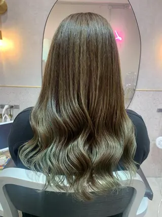 ロング 新宿/韓国レイヤー/ 顔周りカット松本美晴のヘアスタイル