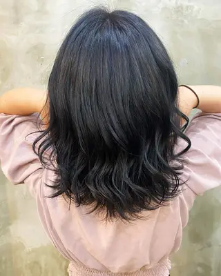 ミディアム カラー ヘアアレンジ 志賀 あずみのヘアスタイル