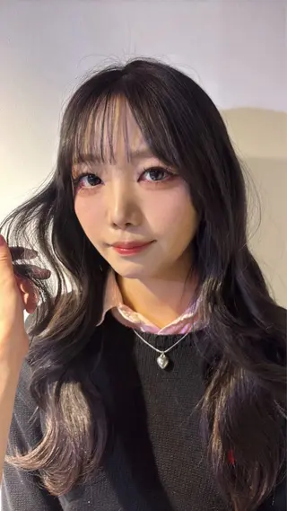 ロング Kazuha /透明感カラーのヘアスタイル