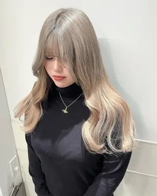 ロング りおな/エクステ /ミルクティーカラーのヘアスタイル