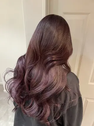 ロング ハイトーン/透明感 カラー/下出有沙のヘアスタイル