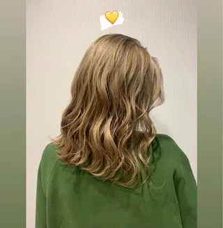 ミディアム カラー ハイトーン職人💗 松本輝美のヘアスタイル