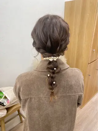 HIYO RIのヘアスタイル