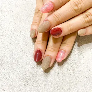 ネイル ゴテゴテ💙ワンホン リオナのネイルデザイン