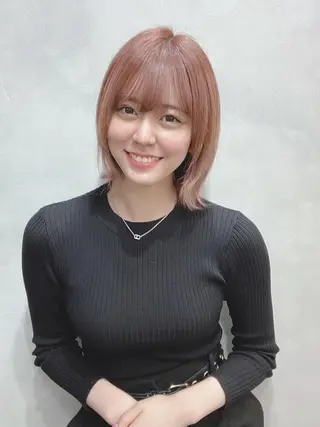 ミディアム カラー ヘアアレンジ LAVENDIA Azabu所属・LAVENDIA 初音のヘアスタイル