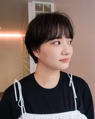 ショート ボブ/似合わせ レイヤーcocomoのヘアスタイル