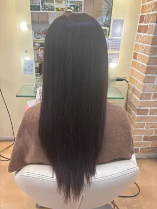 CONCHE原店所属・岩木 花華のヘアスタイル