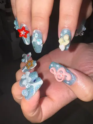 ネイル AOI✩⡱ y2kネイルのネイルデザイン