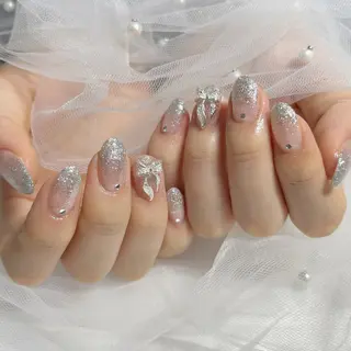 ネイル 𝓇𝒶𝓃𝒶𝓃 𝓃𝒶𝒾𝓁のネイルデザイン