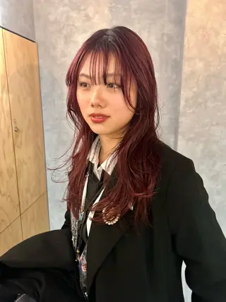 セミロング LIT所属・小平 寧々のヘアスタイル