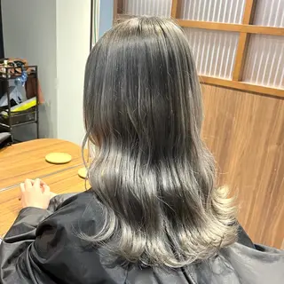 セミロング カラー EIGHT/ satone🩵のヘアスタイル