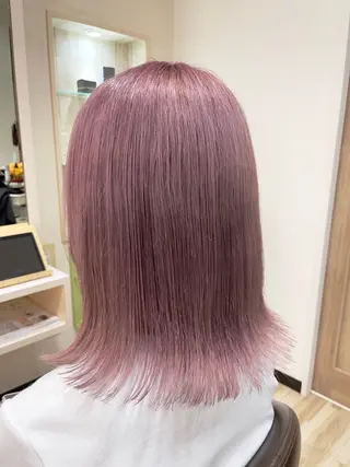 ミディアム 🌈派手髪ハイトーン 🌈鈴木亮太🌈のヘアスタイル