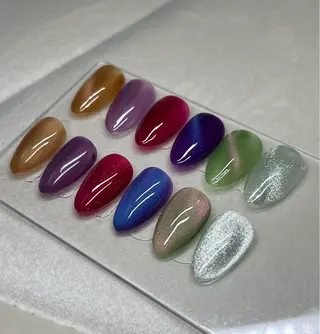 ネイル Tinails所属・Tinails (ティナネイル)のネイルデザイン