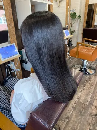 セミロング カラー ブリーチ毛対応酸性 ストレート🌈サキのヘアスタイル