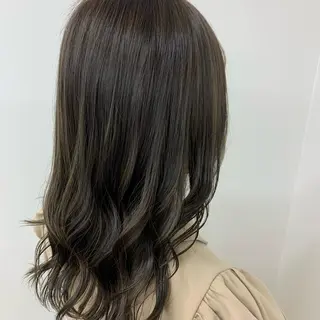 カラー 齊藤 来美のヘアスタイル