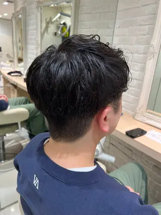 パーマ メンズ 渡辺 悠太のヘアスタイル