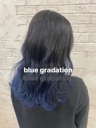 ロング カラー オリーブ/アッシュ やわらか透明感カラーのヘアスタイル