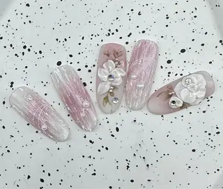 ネイル AngelChris ビューティーサロンのネイルデザイン