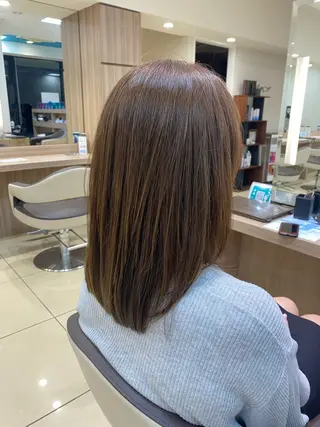 セミロング カラー 透明感カラー/ 松井克樹のヘアスタイル