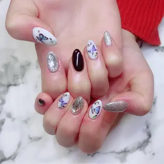 ロング カラー ネイル Q Free nailsのネイルデザイン