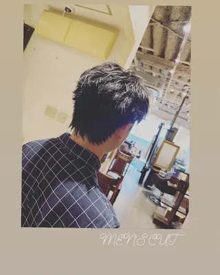 ショート メンズ ハイライト/インナー /ブリーチ/レイヤーのヘアスタイル