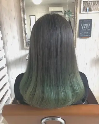 ロング カラー CANAAN-private salon-所属・正道 佳奈のマツエク・マツパデザイン