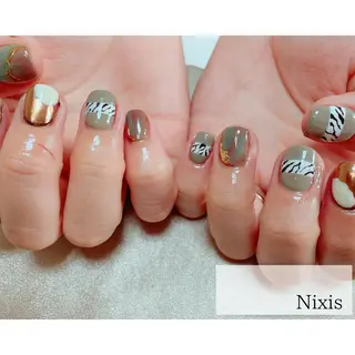 ネイル 大人キレイ 𝑁𝑖𝑥𝑖𝑠のネイルデザイン