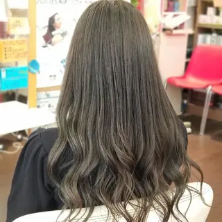 セミロング カラー 植田 /エクステ /ブリーチ/髪質改善のヘアスタイル