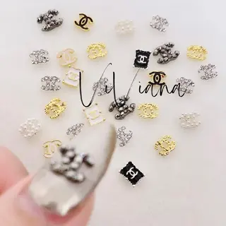 ネイル ViViana ヴィヴィアナのネイルデザイン