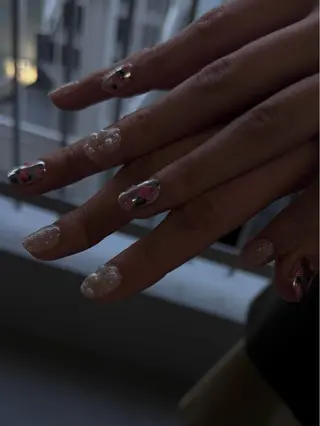 ネイル 遠藤 智予のネイルデザイン