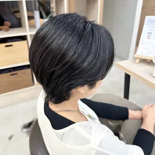 ショート ピンク・ラベンダー 艶カラー🍁かえでのヘアスタイル