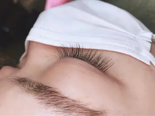 マツエク・マツパ hairdressing salon　mulum所属・Kasumi 店長のマツエク・マツパデザイン