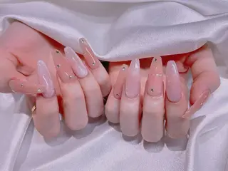 ネイル M2ネイルサロン【長さ出し&フィルイン導入店】所属・長さ出し専門店 RIRIのネイルデザイン