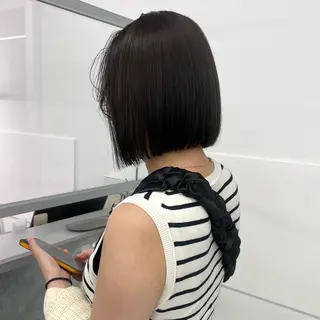 ショート カラー KYARA HALF 【アカデミー】のヘアスタイル