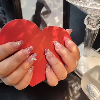 ネイル RUNWAY 　　の眉毛・アイブロウイメージ