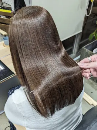 パーマ 榎本 亜衣のヘアスタイル