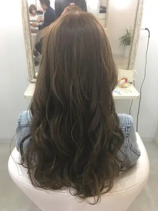 セミロング ロング カラー 髪質改善 中川　翔のヘアスタイル