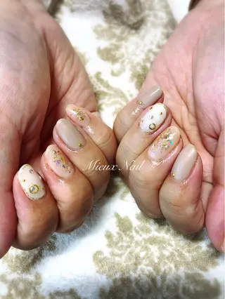 ネイル 市川 麻衣子のネイルデザイン