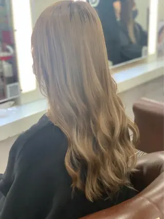 セミロング 🐥こ ま🐥のヘアスタイル