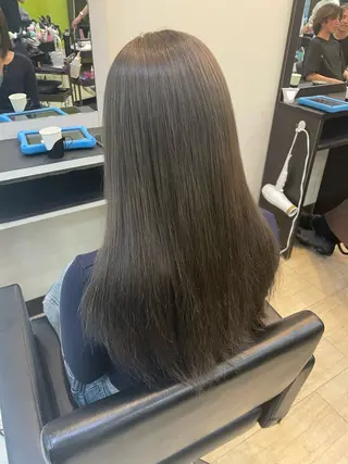 ロング 奥野碧🌈艶髪 /ダメージレスカラーのヘアスタイル