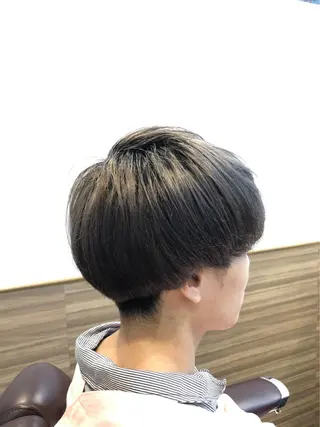 カラー ゼロスバーバーショップ所属・予約1000件超 ✨メンズパーマのヘアスタイル