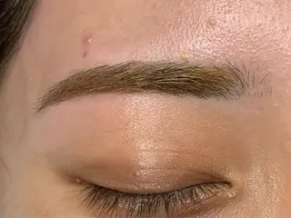 アイブロウ Mylamination所属・ゆーな ‎🎀 浅草のマツエク・マツパデザイン