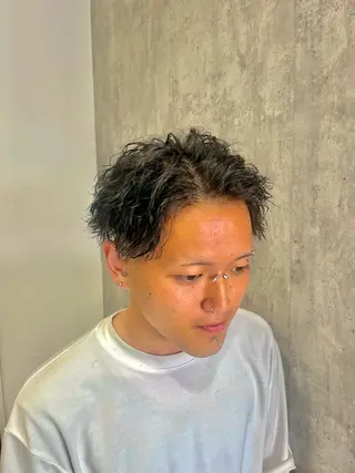 ショート パーマ メンズ パーマ特化美容師 🔥Yoshiyaのヘアスタイル
