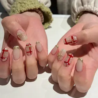 ネイル 高橋 麻里子のネイルデザイン