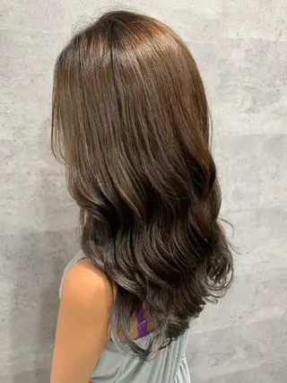 ロング カラー _WHITE所属・黒川 陵のヘアスタイル