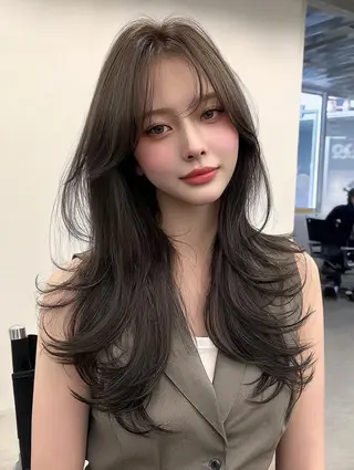 ロング 松井 美祐宇のヘアスタイル